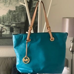Michael kors deep turquoise jet set tote. Authentic